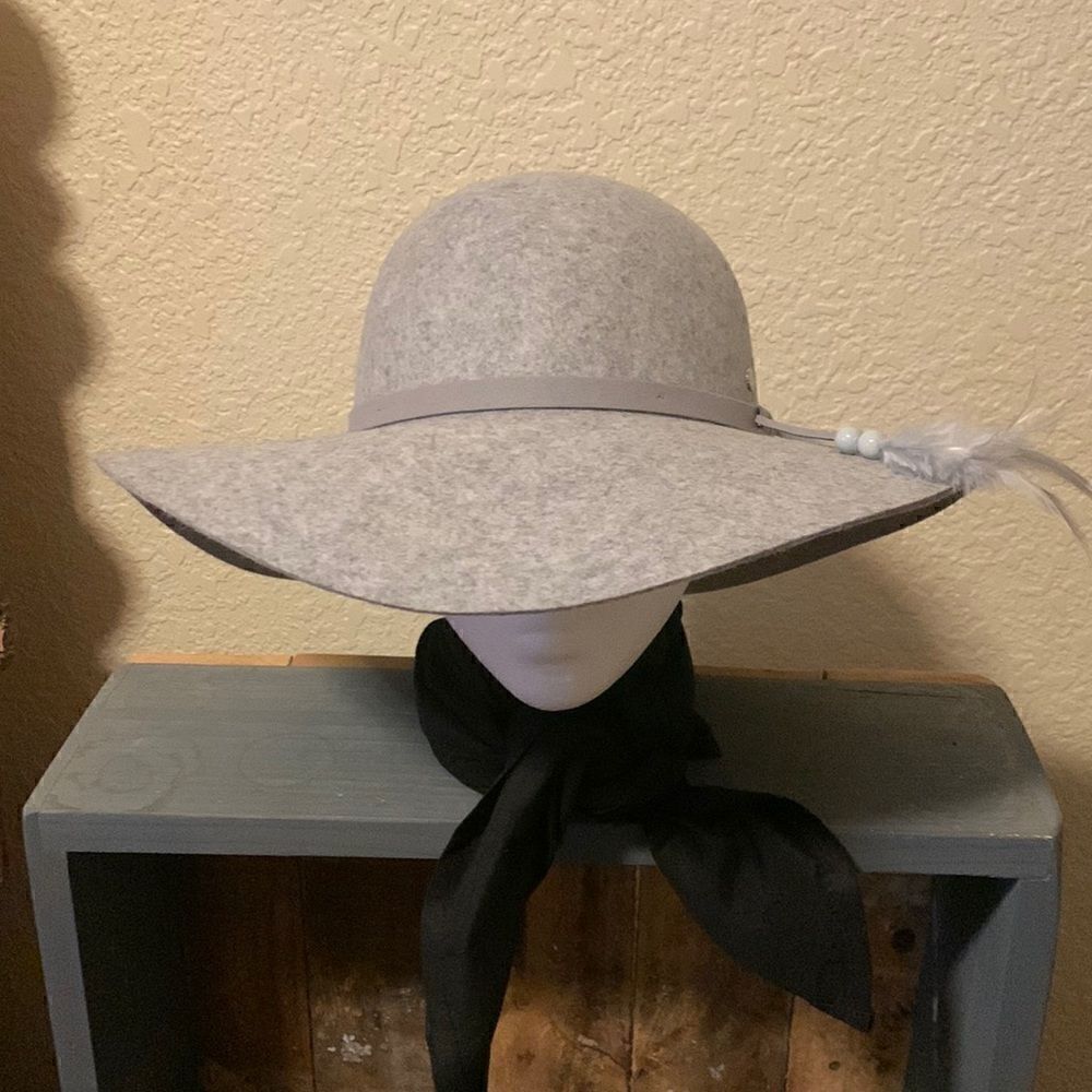 AUSTRALIAN, KOORINGAL, ladies wool hat, new condition